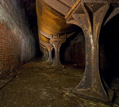 The aqueduct pipe inside the High Bridge.